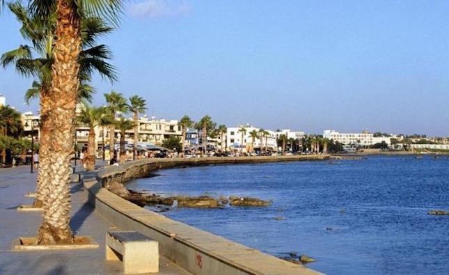 Environmental Authority reduces proposed number of Paphos coastline breakwaters, groynes