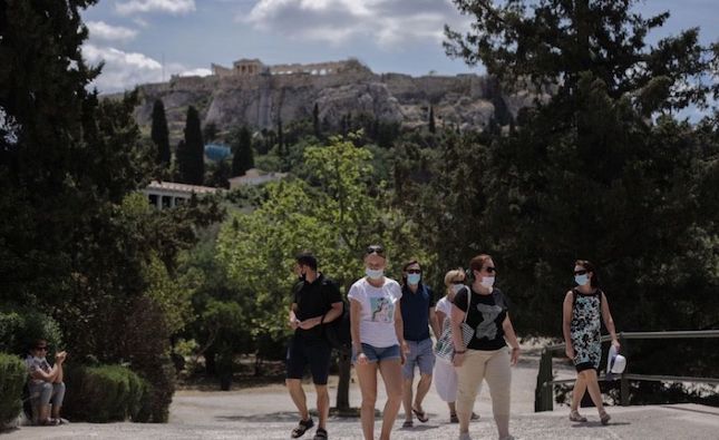 Half a million tourists from the US expected to visit Greece this year