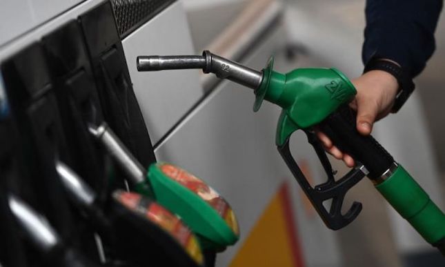 Fuel tax to be reduced by 7 cents per liter