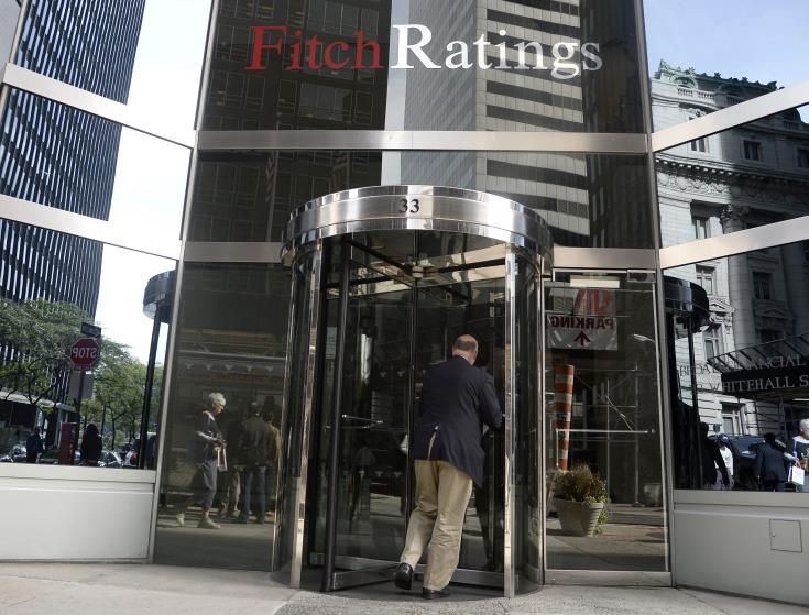 Fitch revises Bank of Cyprus, Hellenic to positive